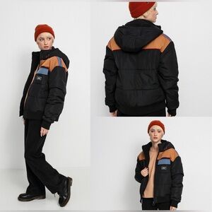 Vans X Hanna Scott MTE 1 Jacket Wmn - black Women’s Medium